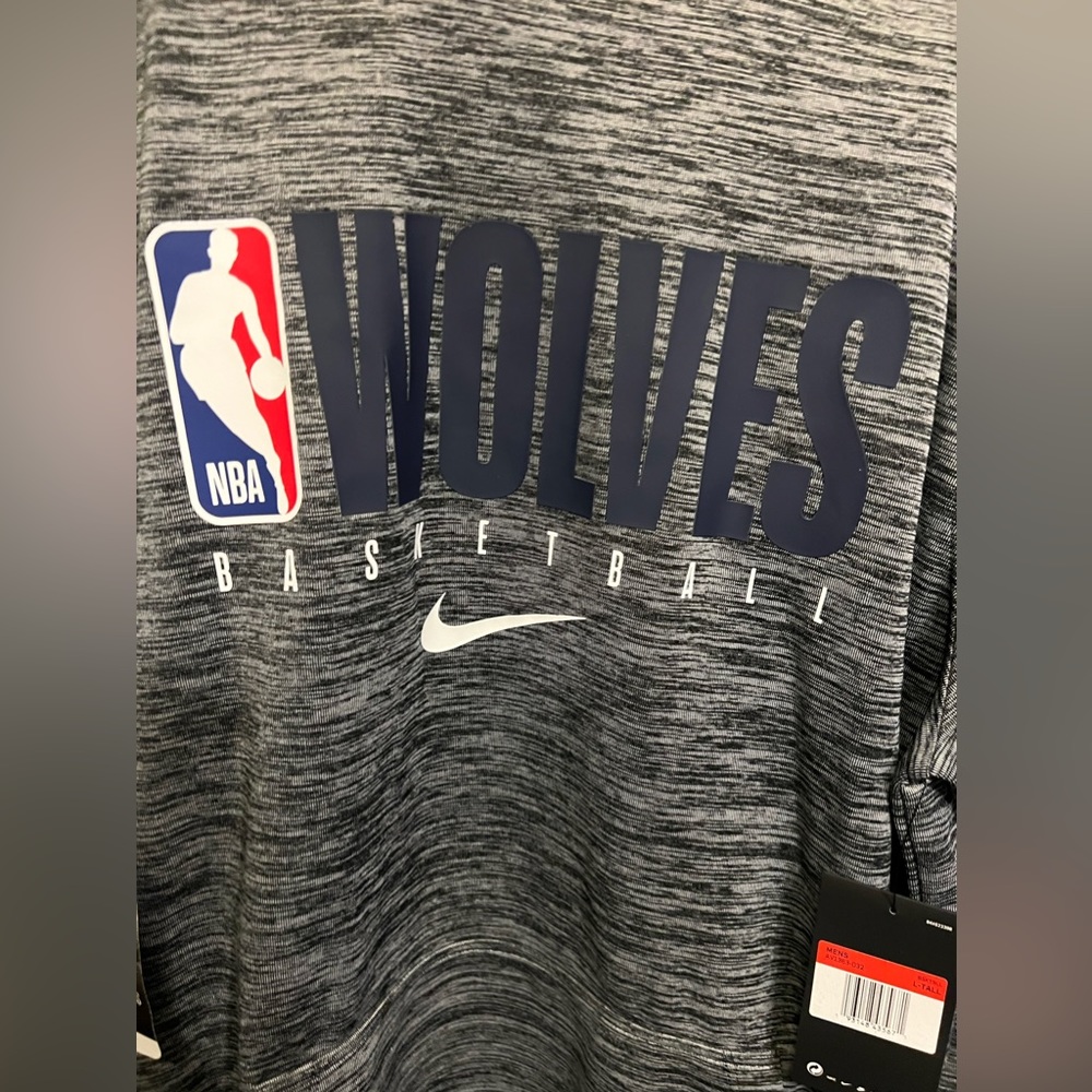 Nike Dri-Fit Minnesota Basketball Sweatshirt Men Sz Large T Timberwolves NBA NWT